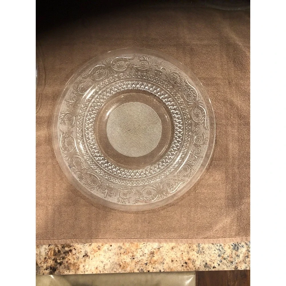 KIG MALAYSIA GLASS CLEAR FLEUR-DE-LIS PATTERN  3  DINNER PLATES 10